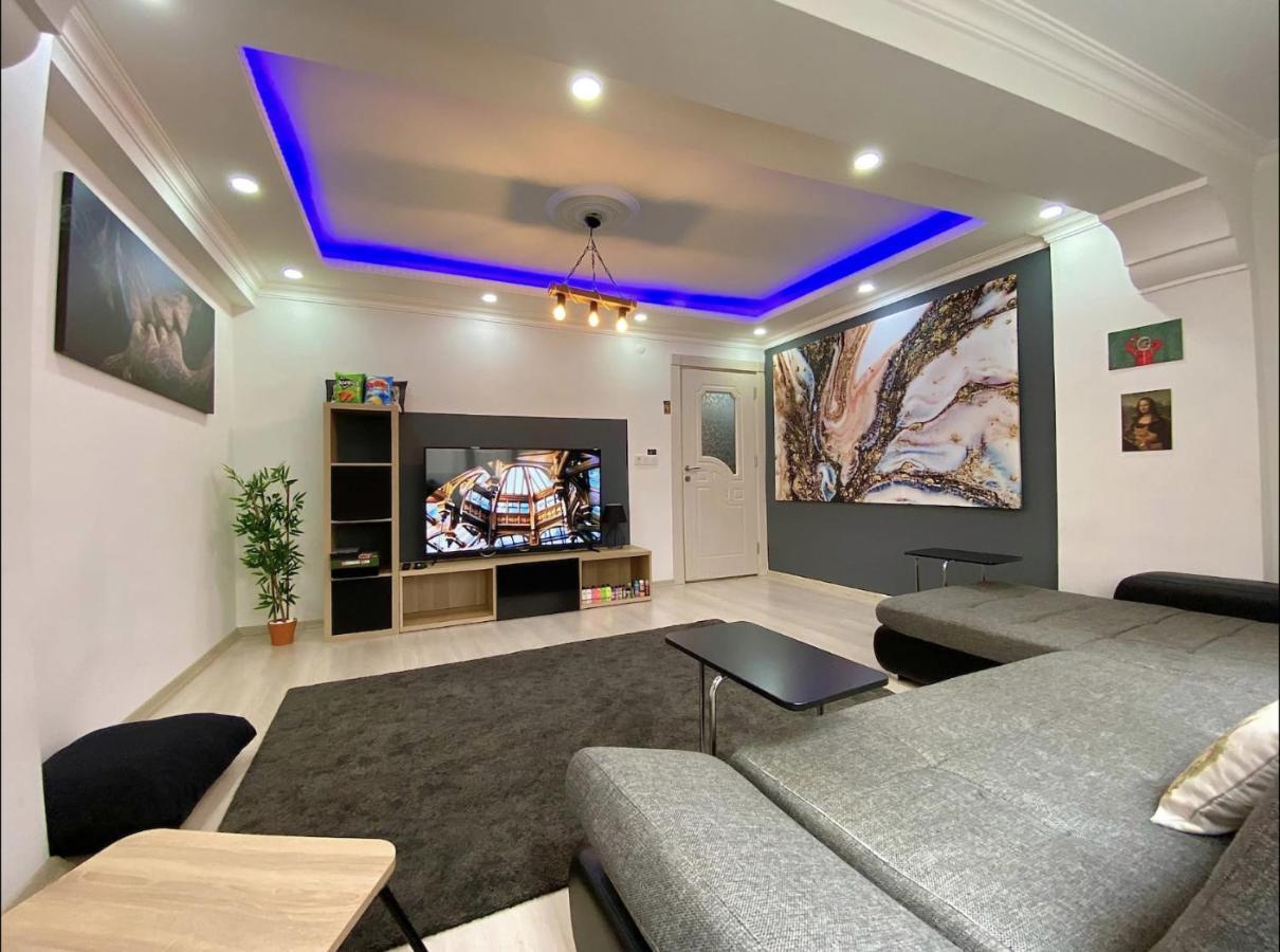 Cozy Big Sisli Apartment , Ac, Modern &For Family,Friendly In Center Istanbul Exterior photo