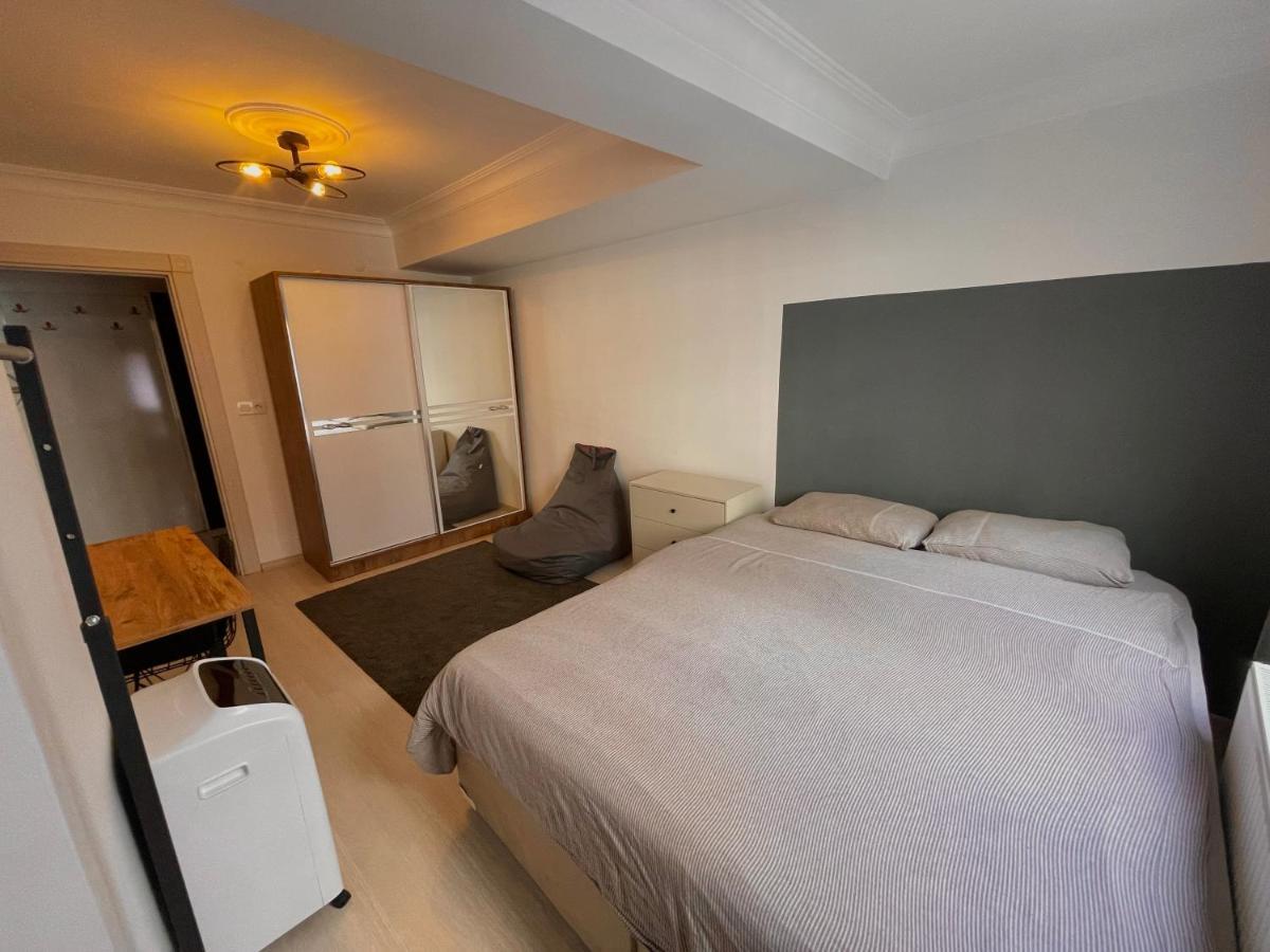 Cozy Big Sisli Apartment , Ac, Modern &For Family,Friendly In Center Istanbul Exterior photo